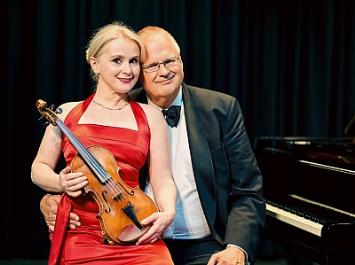 Bela Berkemer-Makharadze (Violine) und Uwe Berkemer (Klavier)