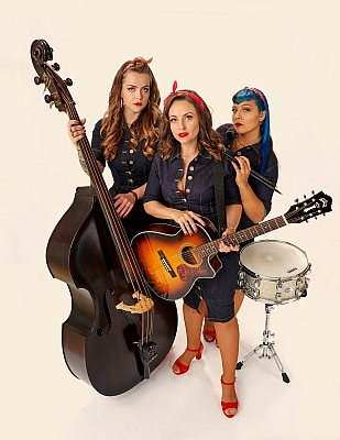 The Silverettes