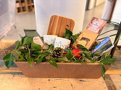 Weihnachtliche Präsent- und Picknickkörbe ab sofort erhältlich