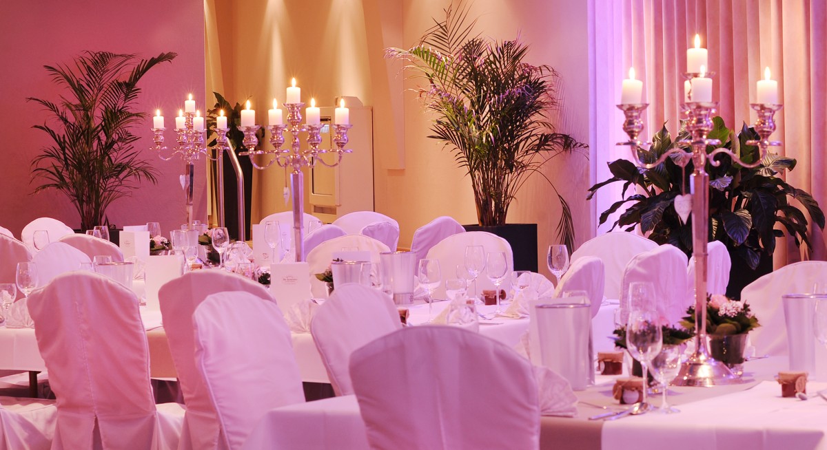 freizeitlandhalle_hasbergen_saal_essen_foto_baalmann