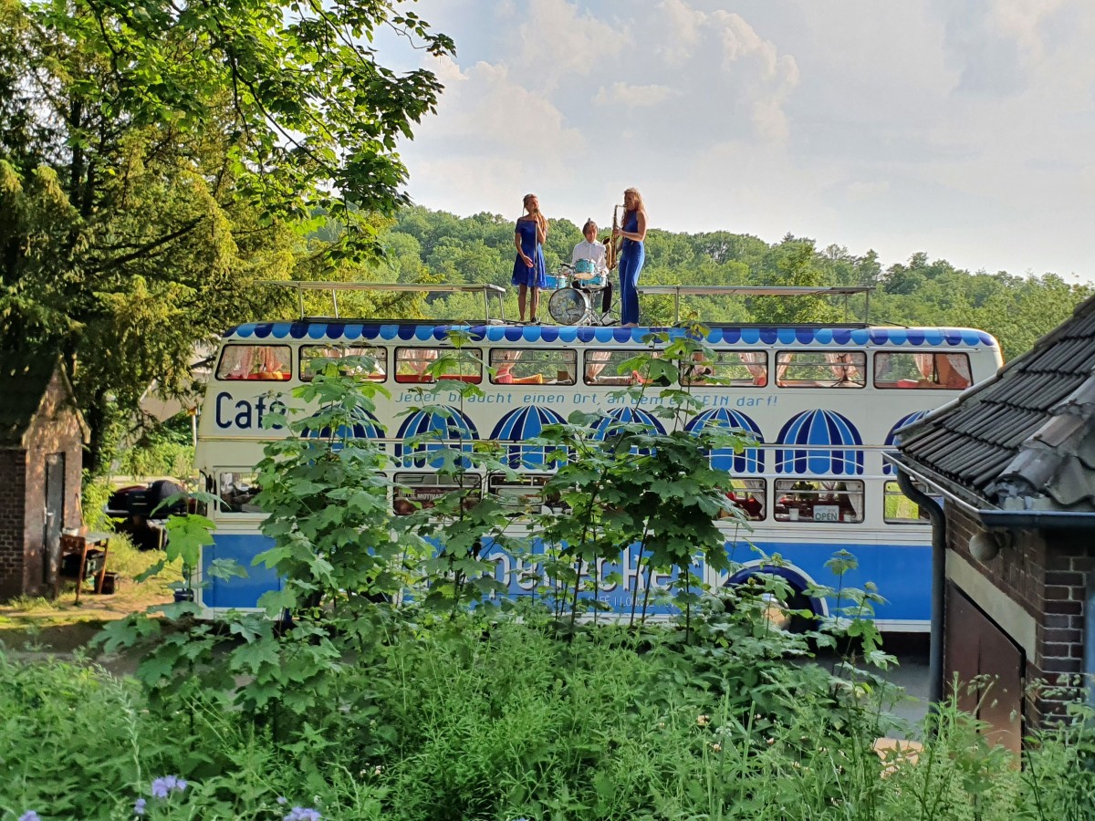 Doppelleckerbus als Bühne