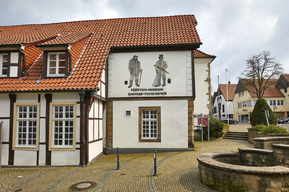 wanderhändler-tueoetten-museum-mettingen