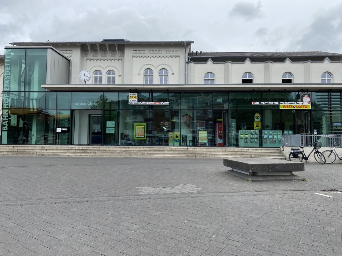 Hauptgebäude Bahnhof Emsdetten