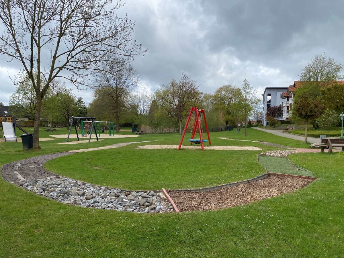 Gummiwiese Spielplatz _CC_Hagen a.T.W..jpg