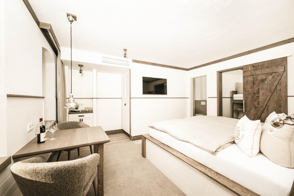 Comfort Room - Double & Bunk Bed