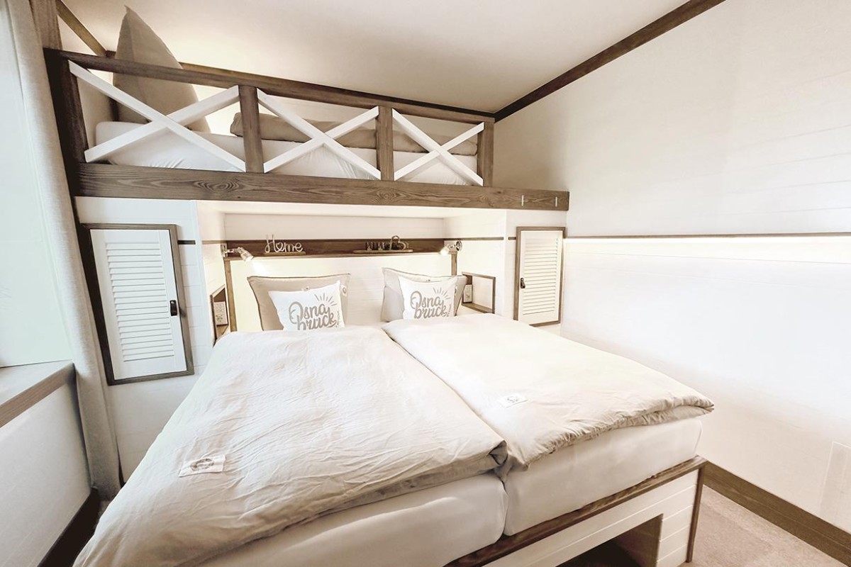 Studio - Double & Bunk Bed