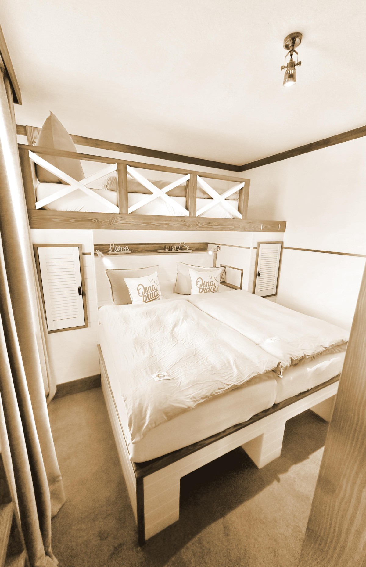 Studio - Double & Bunk Bed