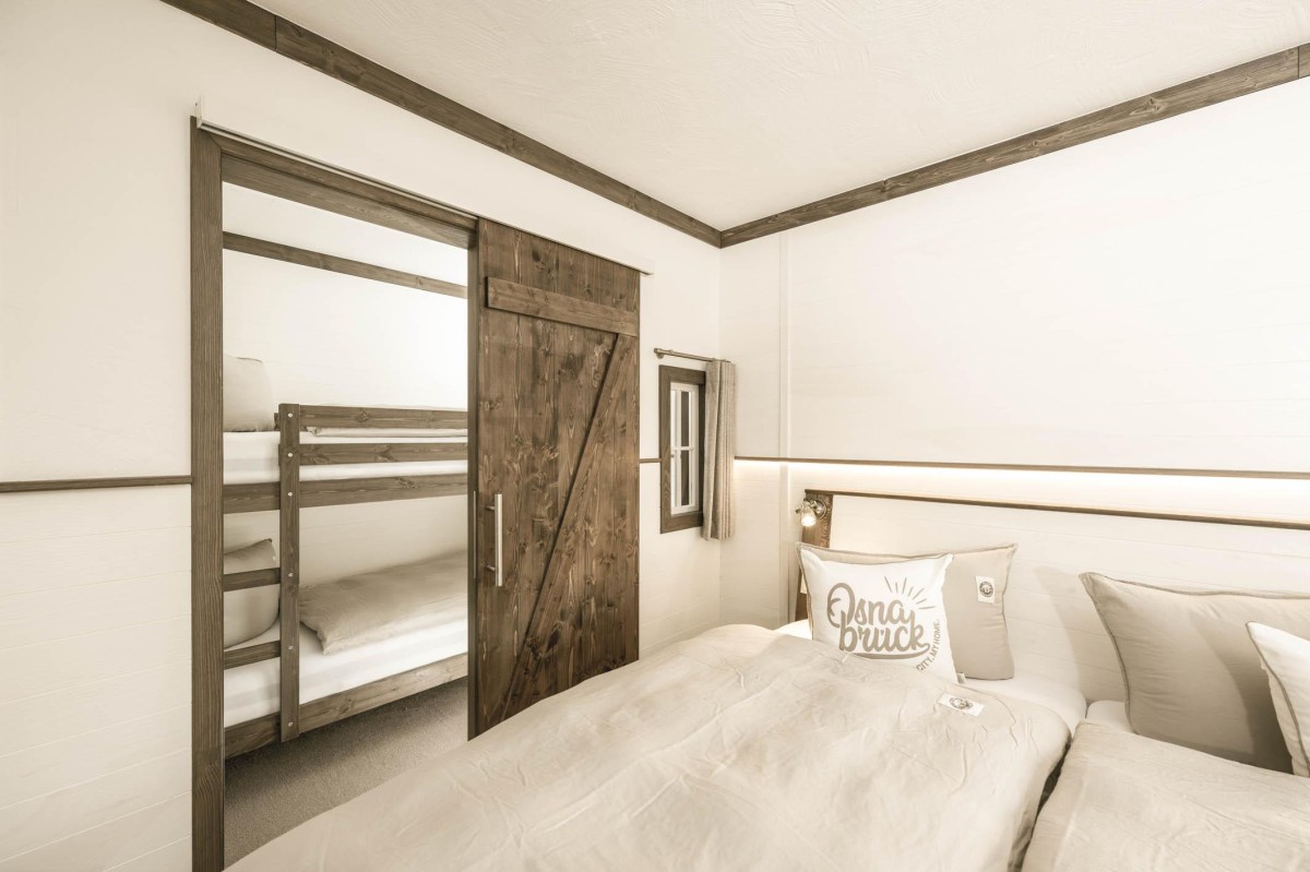 Comfort Room - Double & Bunk Bed 4