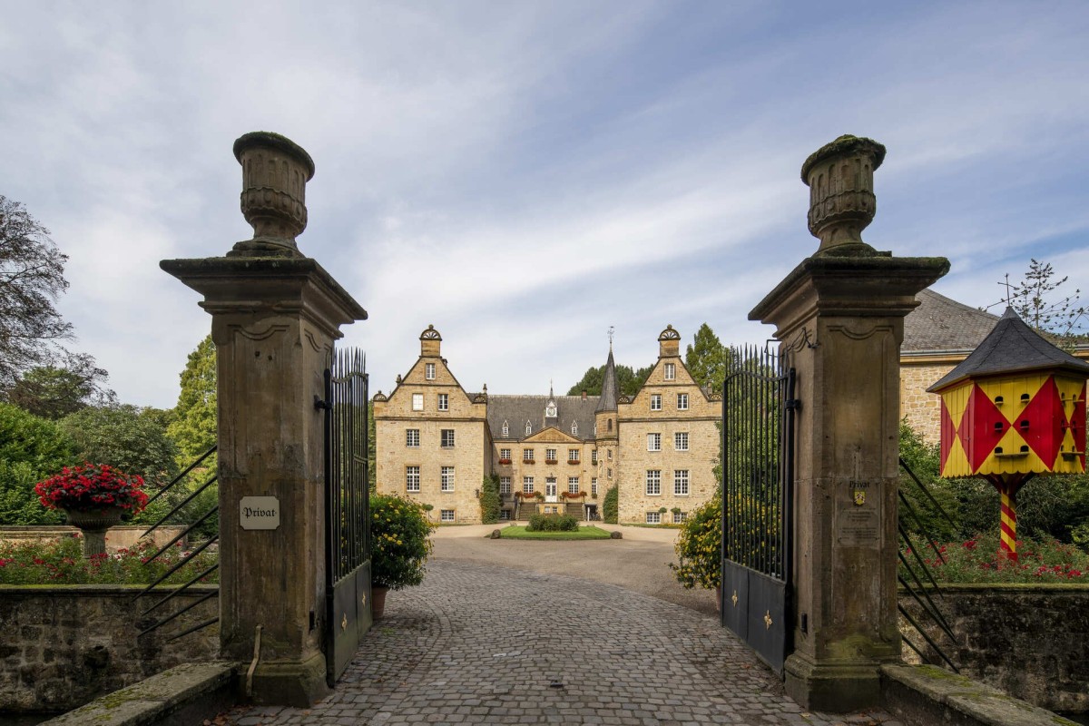 hoerstel-riesenbeck-schloss-surenburg