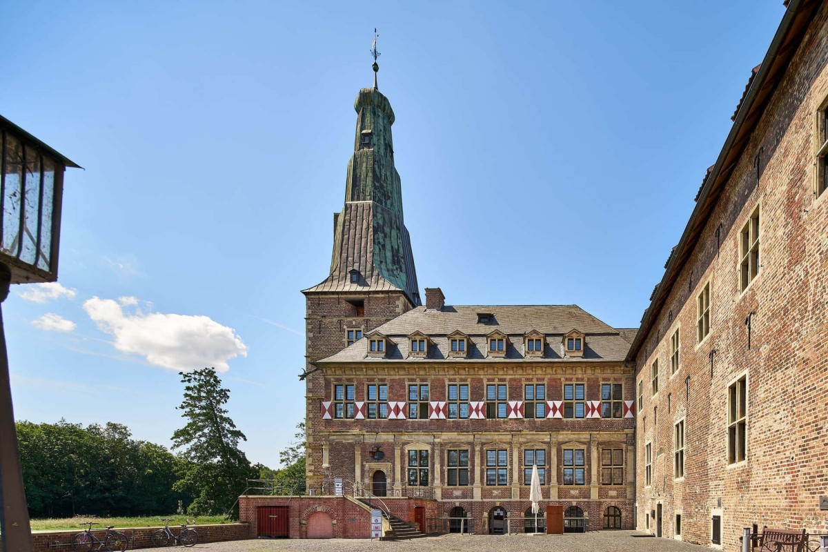 schloss-raesfeld-01